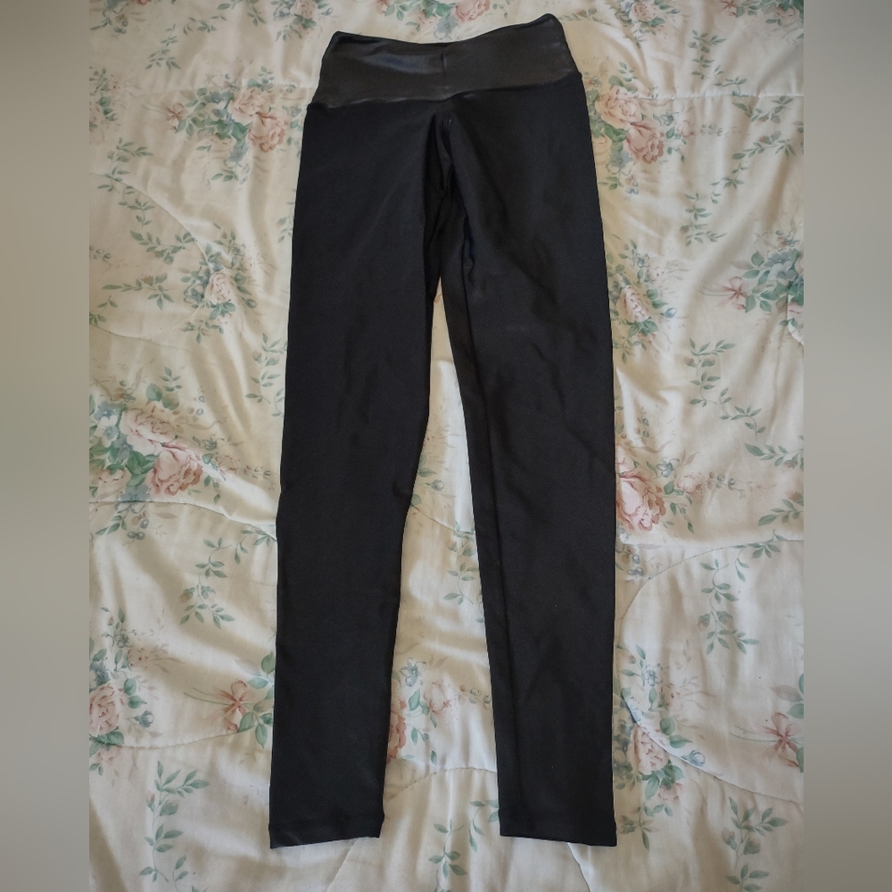 Mika Yoga Wear Liquid Look Pleather Leggings